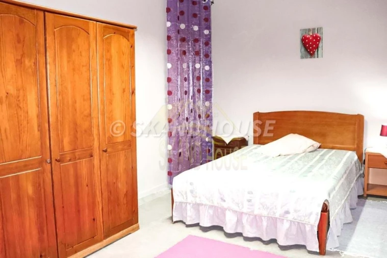 Apartamento T6 para Venda em Santo António Foto 24