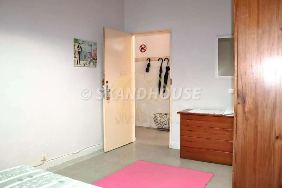 Apartamento T6 para Venda em Santo António Foto 13
