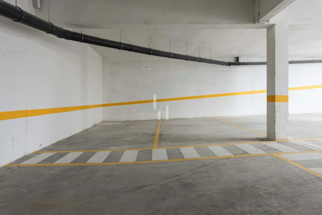 Apartamento T3 para Venda em Quelfes Foto 20