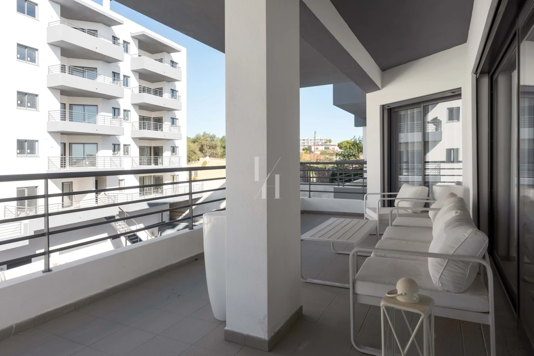Apartamento T3 para Venda em Quelfes Foto 11