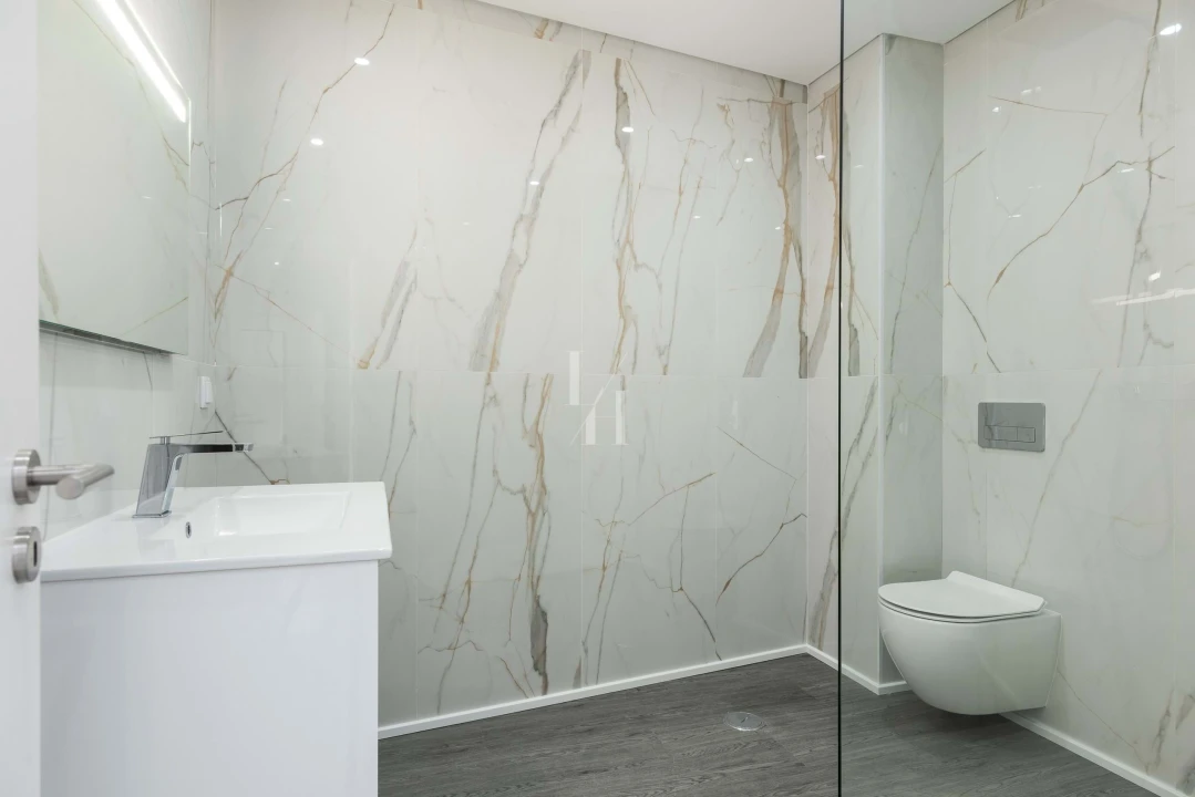 Apartamento T3 para Venda em Quelfes Foto 15