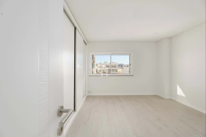 Apartamento T2 para Venda em Loule (São Clemente)