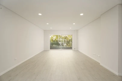 Apartamento T2 para Venda em Loule (São Clemente)