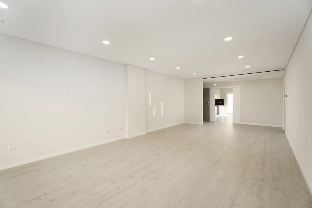 Apartamento T2 para Venda em Loule (São Clemente) Foto 5