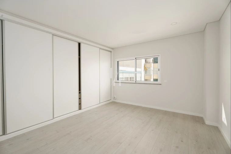 Apartamento T2 para Venda em Loule (São Clemente) Foto 19
