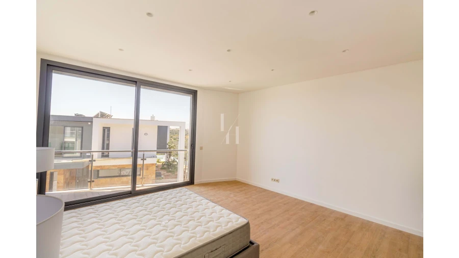 Moradia T4 para Venda em Albufeira e Olhos de Água Foto 17