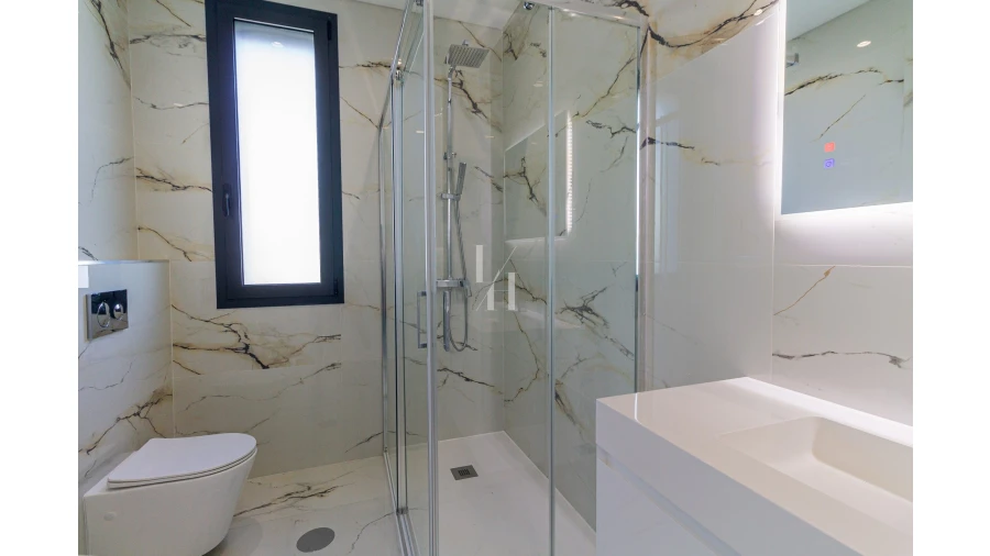 Moradia T4 para Venda em Albufeira e Olhos de Água Foto 18