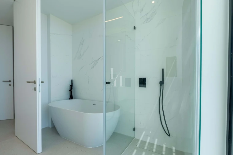 Apartamento T2 para Venda em Quarteira Foto 14