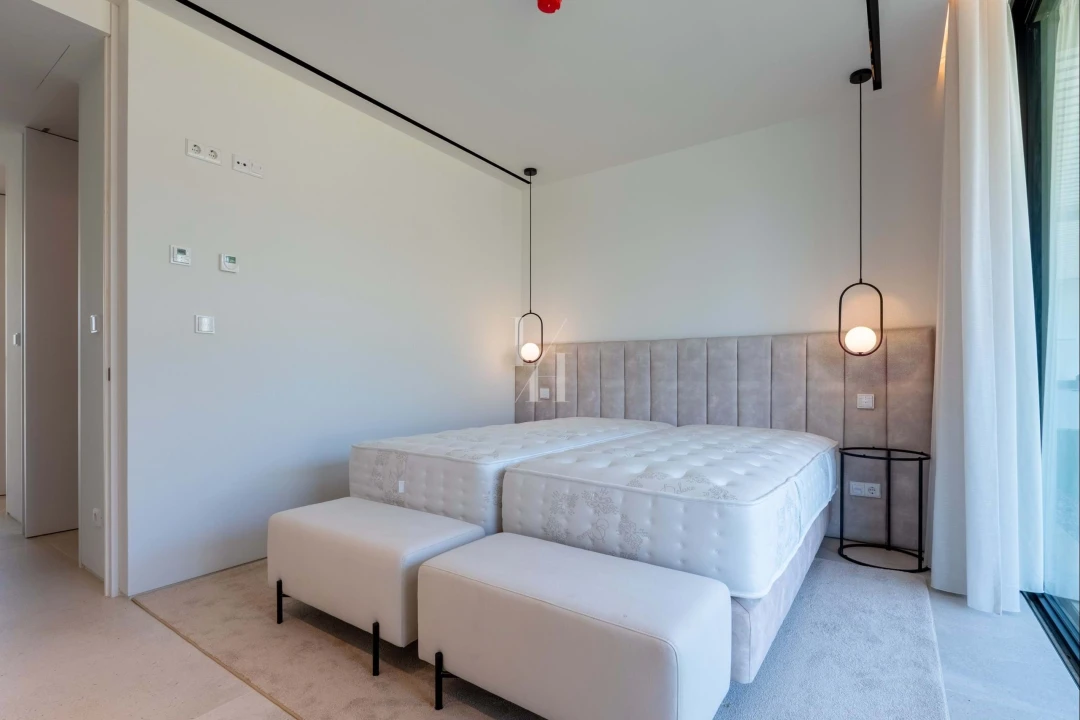 Apartamento T3 para Venda em Quarteira Foto 9