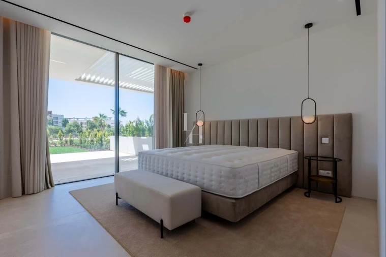 Apartamento T3 para Venda em Quarteira Foto 6
