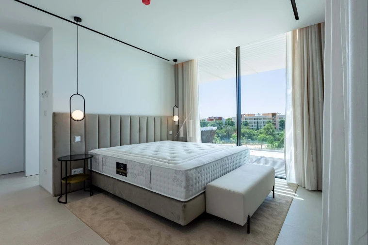 Apartamento T3 para Venda em Quarteira Foto 15