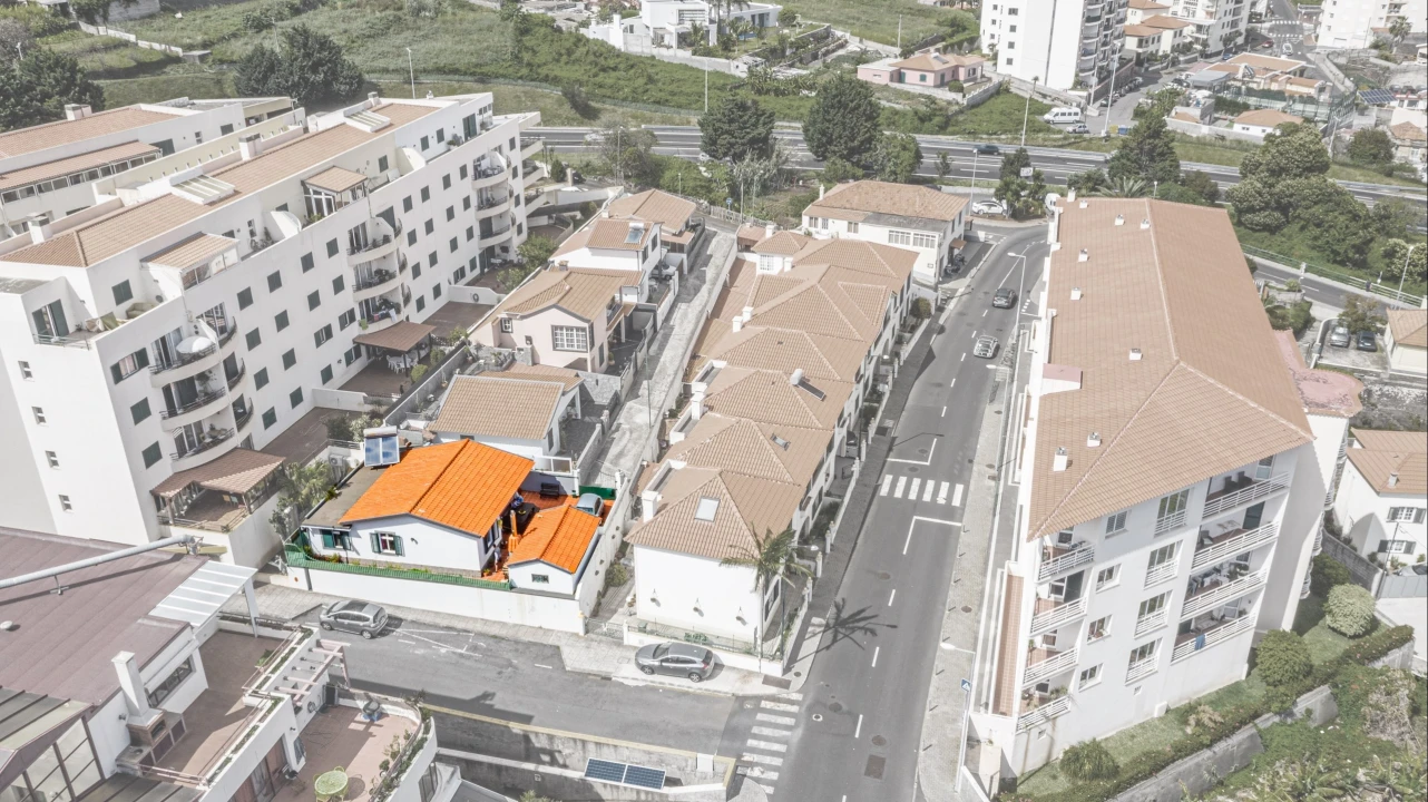 Moradia T3 para Venda em Caniço Foto 42