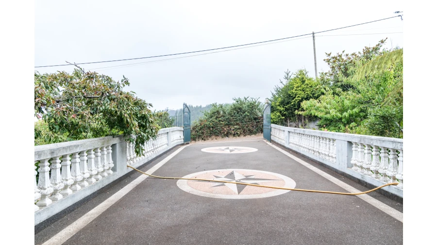 Moradia T1 para Venda em Camacha Foto 4