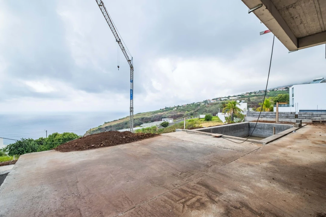 Moradia T3 para Venda em Calheta Foto 39