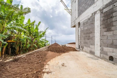 Moradia T3 para Venda em Calheta