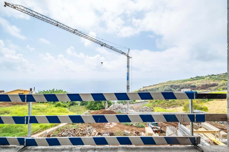 Moradia T3 para Venda em Calheta Foto 24