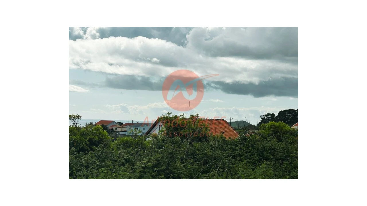 Terreno para Venda em Praia da Vitoria (Santa Cruz) Foto 16