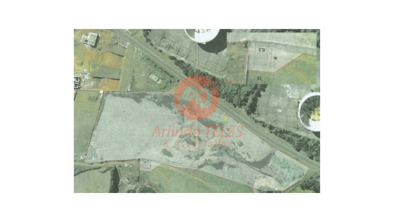 Terreno para Venda em Praia da Vitoria (Santa Cruz) Foto 2