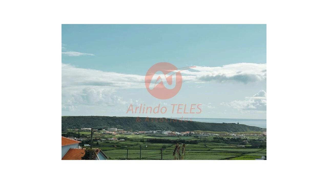 Terreno para Venda em Praia da Vitoria (Santa Cruz) Foto 17