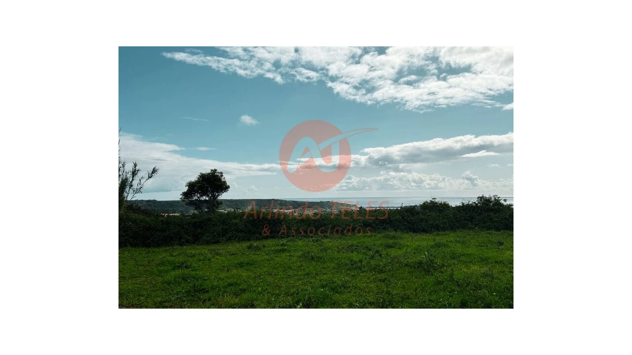 Terreno para Venda em Praia da Vitoria (Santa Cruz) Foto 18