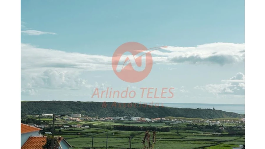 Terreno para Venda em Praia da Vitoria (Santa Cruz) Foto 17