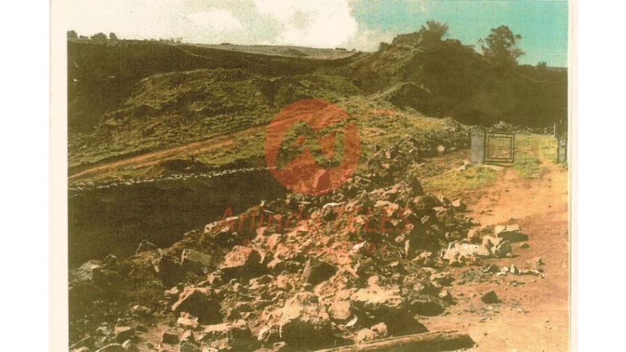 Terreno para Venda em Praia da Vitoria (Santa Cruz) Foto 3