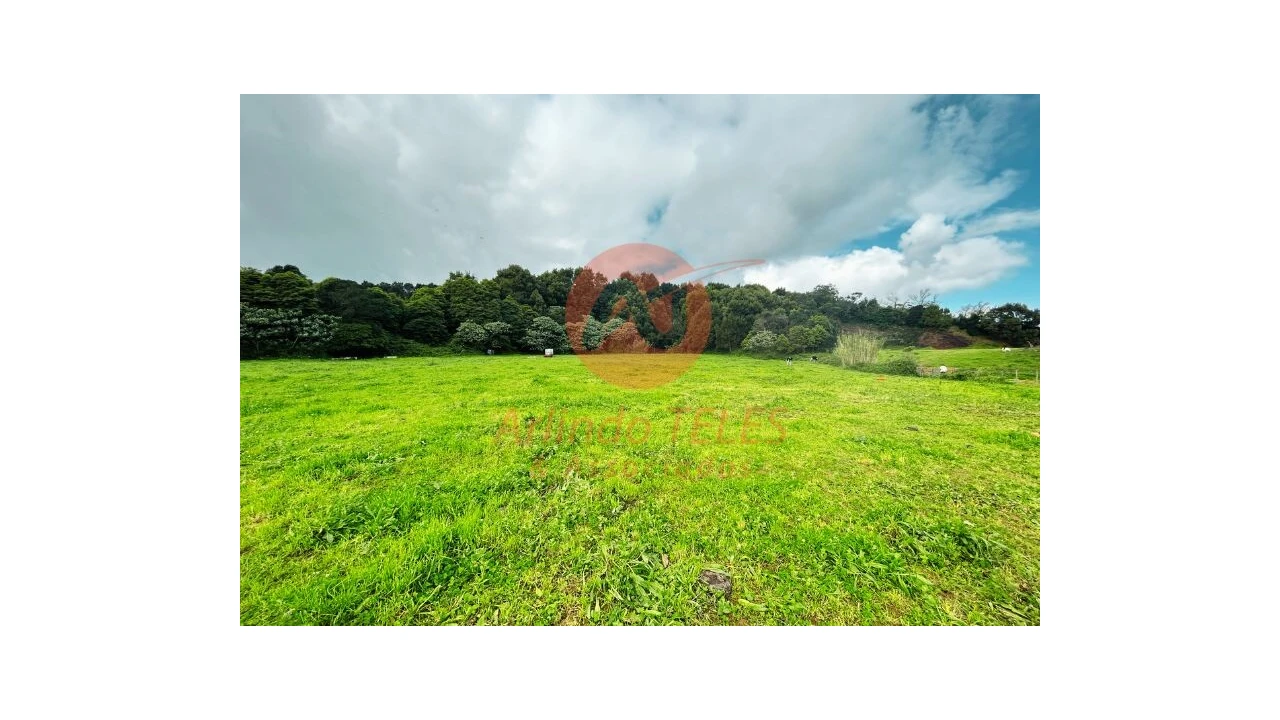 Terreno para Venda em Praia da Vitoria (Santa Cruz) Foto 13