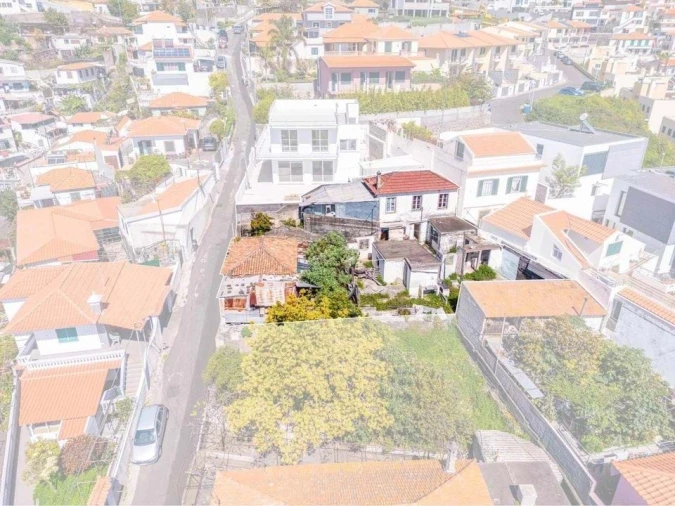 Terreno para Venda em Funchal (Santa Maria Maior) Foto 4