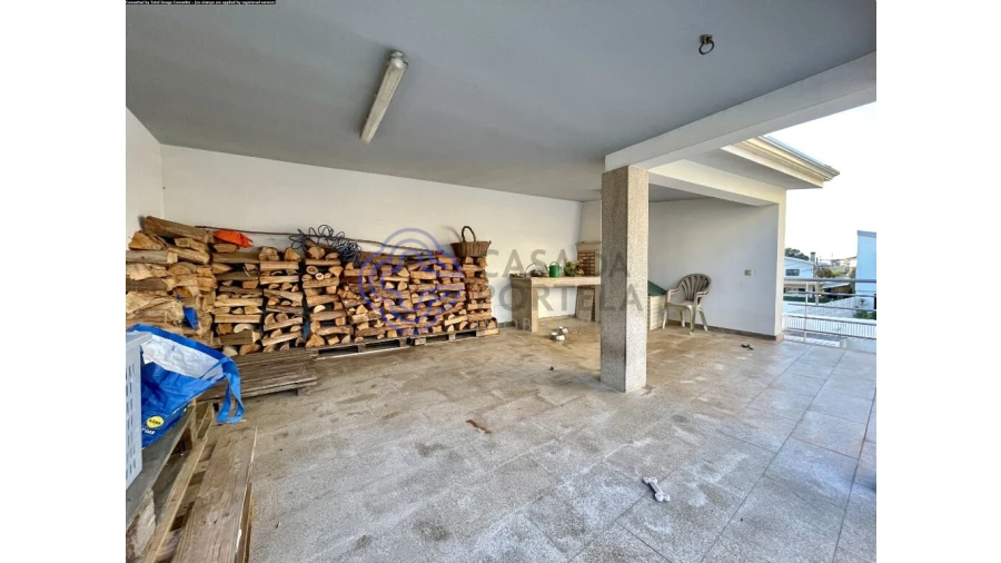 Moradia T4 para Venda em Vila de Cucujães Foto 8