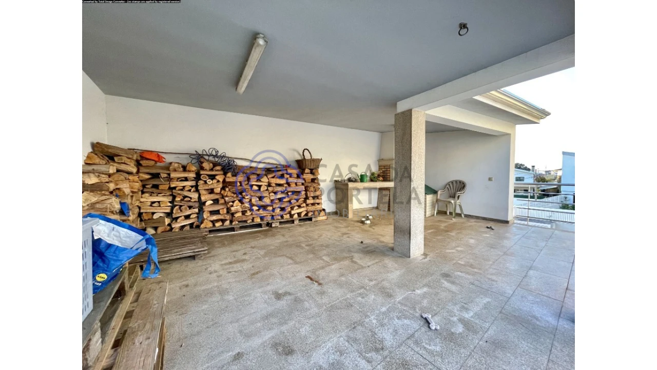 Moradia T4 para Venda em Vila de Cucujães Foto 8