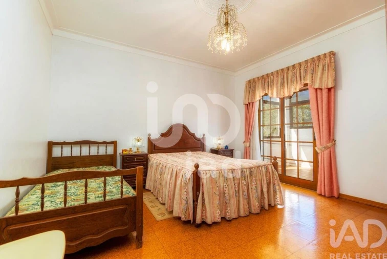 Moradia T4 para Venda em Loule (São Sebastião) Foto 21