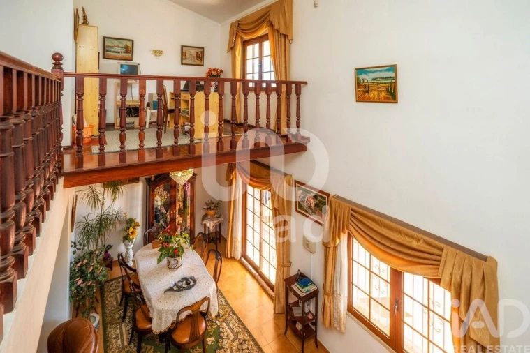 Moradia T4 para Venda em Loule (São Sebastião) Foto 23