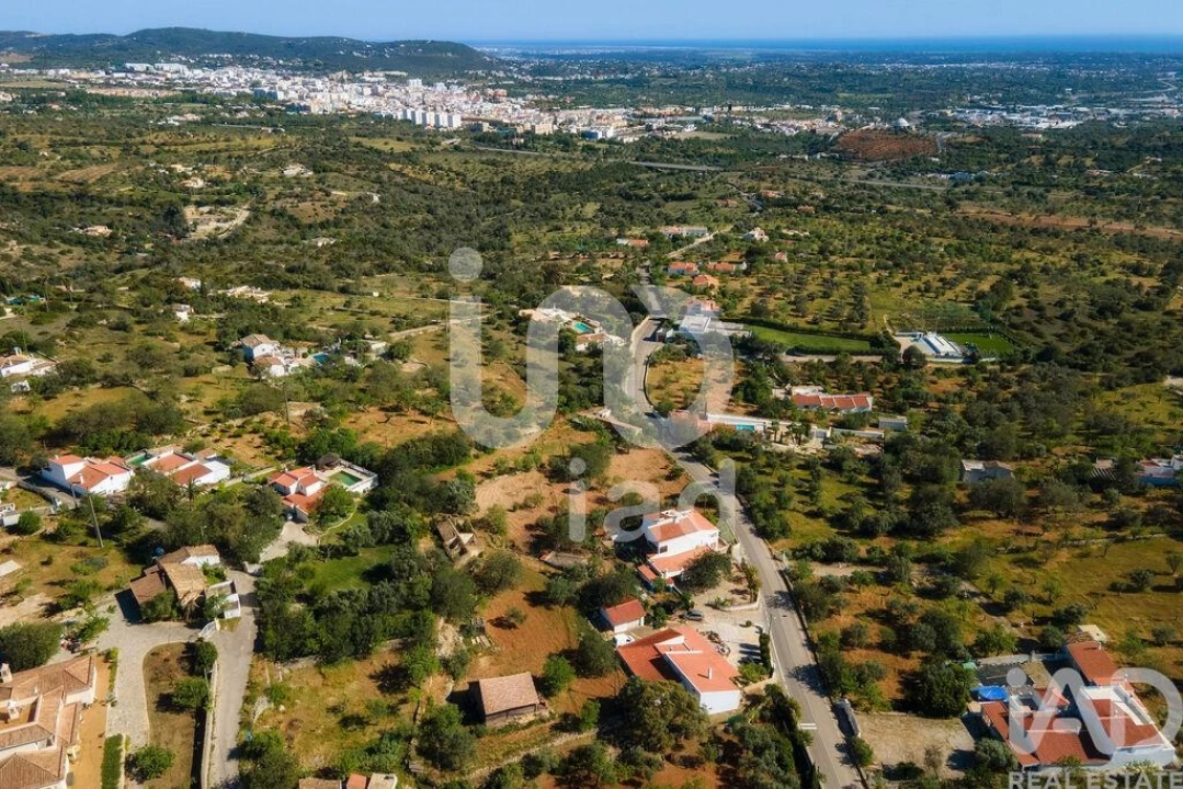 Moradia T4 para Venda em Loule (São Sebastião) Foto 5