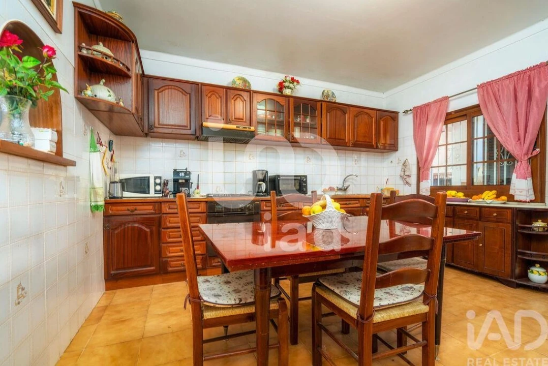 Moradia T4 para Venda em Loule (São Sebastião) Foto 26