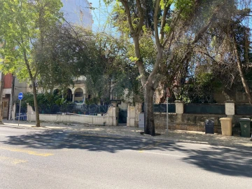 Terreno para Venda em Benfica