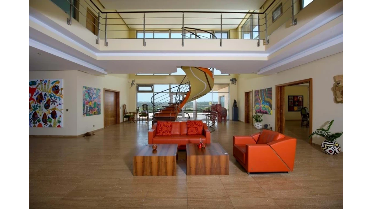 Moradia T10 para Venda em São Silvestre Foto 11