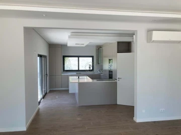 Moradia T4 para Venda em Almancil