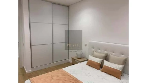 Moradia T4 para Venda em Albufeira e Olhos de Água
