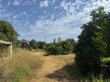 Terreno para Venda em Faro (Sé e São Pedro)