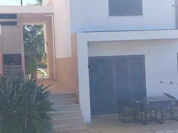 Moradia T3 para Venda em Albufeira e Olhos de Água