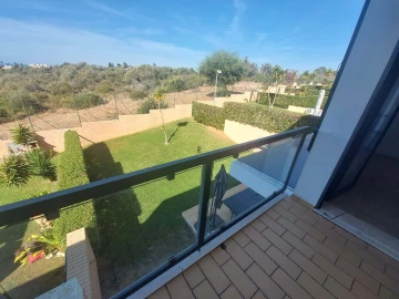 Moradia T3 para Venda em Albufeira e Olhos de Água