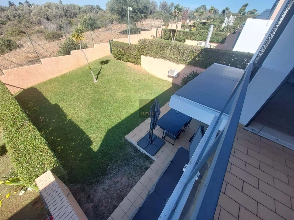 Moradia T3 para Venda em Albufeira e Olhos de Água Foto 12