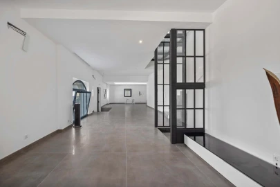 Moradia T3 para Venda em Santa Barbara de Nexe