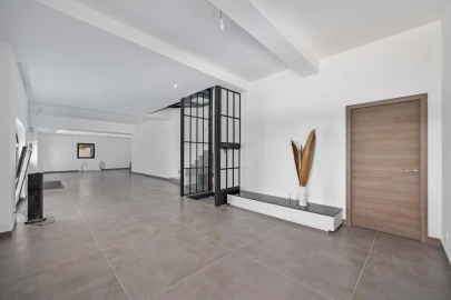 Moradia T3 para Venda em Santa Barbara de Nexe