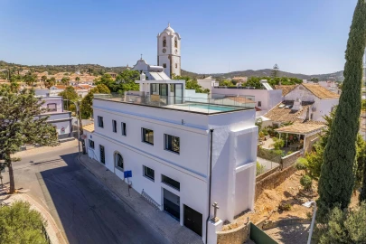 Moradia T3 para Venda em Santa Barbara de Nexe