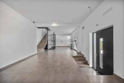 Moradia T3 para Venda em Santa Barbara de Nexe
