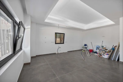 Moradia T3 para Venda em Santa Barbara de Nexe