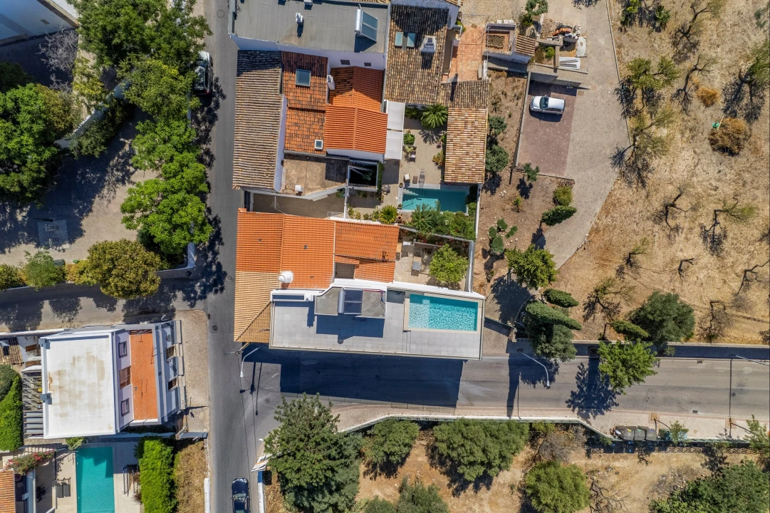 Moradia T3 para Venda em Santa Barbara de Nexe Foto 39