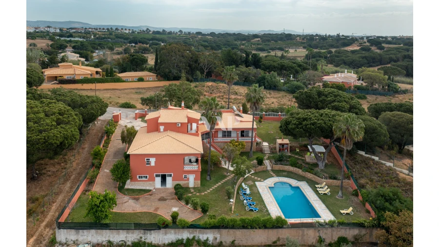 Moradia T5 para Venda em Albufeira e Olhos de Água Foto 51