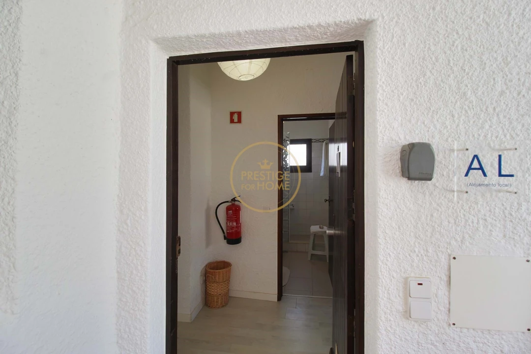 Apartamento T1 para Arrendamento em Quarteira Foto 12